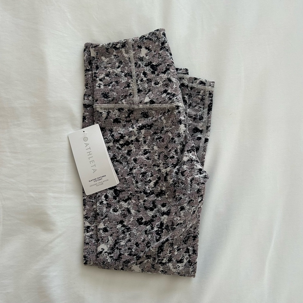 Athleta Elevation Textured 7/8 Tight